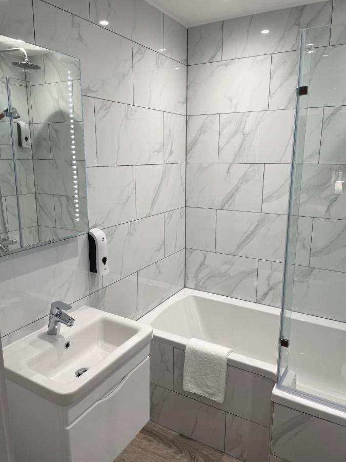 אנפילד Holtwhites Hotel מראה חיצוני תמונה