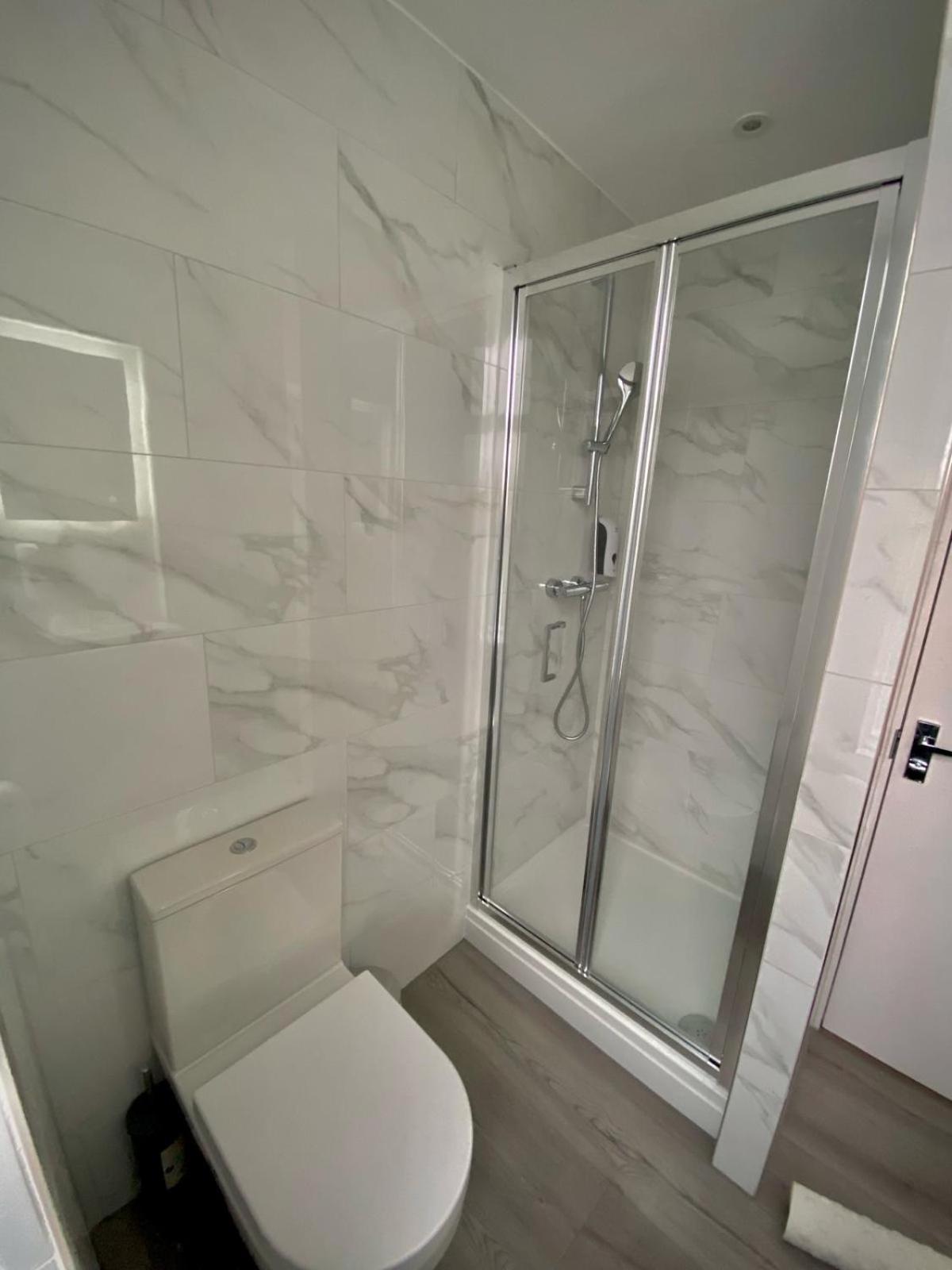 אנפילד Holtwhites Hotel מראה חיצוני תמונה